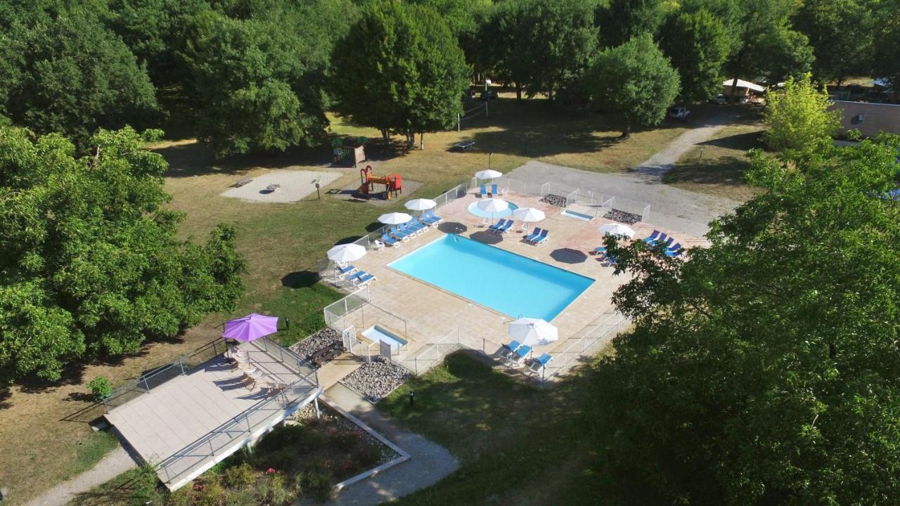 VVF Villages   Les Rives de Dordogne   Martel-Gluges Exterior foto